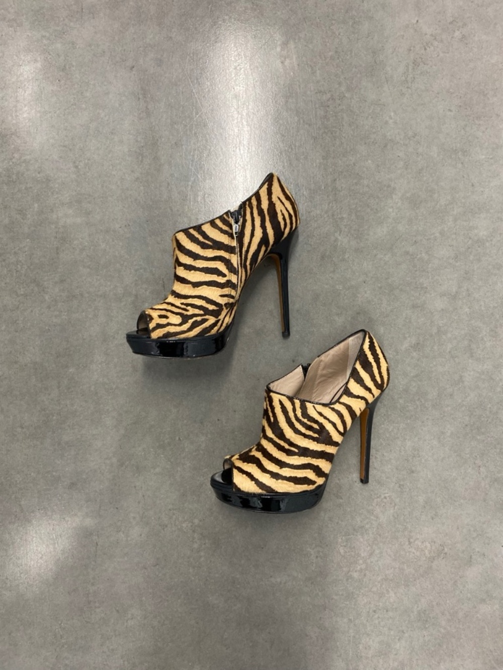 VINTAGE ZEBRA PONY HAIR HEELS